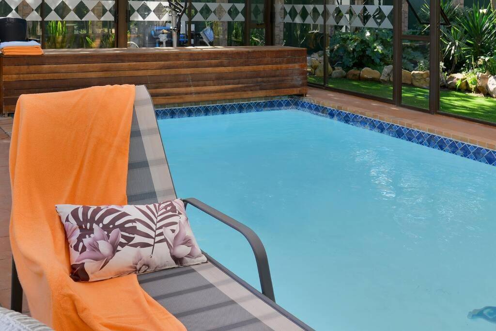 Mawethu Peaceful Garden With Covered Pool And Braai Area 케이프타운 외부 사진