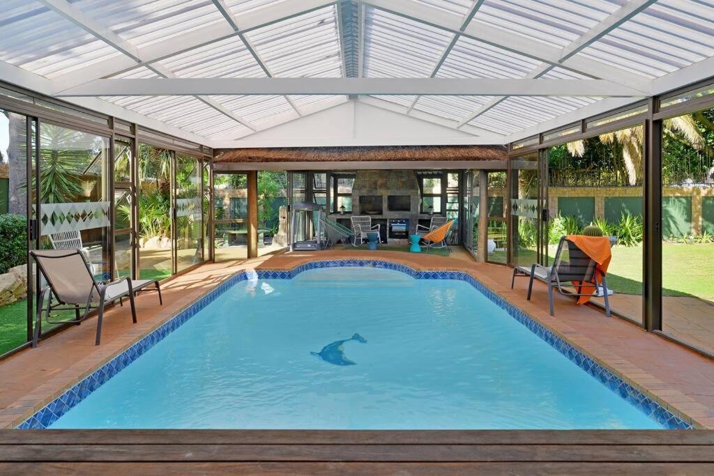 Mawethu Peaceful Garden With Covered Pool And Braai Area 케이프타운 외부 사진