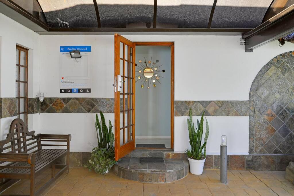Mawethu Peaceful Garden With Covered Pool And Braai Area 케이프타운 외부 사진